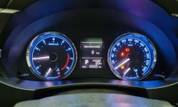 Toyota Corolla Altis 1.8 V Automatic 2015 9