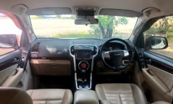 Isuzu MU-X Premiere 2017 Harga Special 10