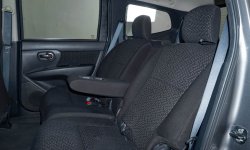 Nissan Grand Livina XV MT 2013 3