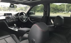 BMW 3 Series 328i 2014 Putih 7