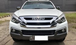 Isuzu MU-X Premiere AT 2017 Putih 1