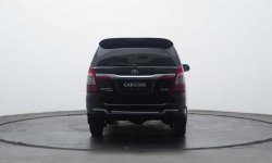 Toyota Kijang Innova V 2015 3