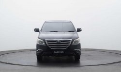 Toyota Kijang Innova V 2015 Hitam 4
