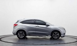 Honda HR-V 1.8L Prestige 2016 Abu-abu 3