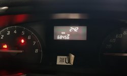 Toyota Sienta V A/T ( Matic ) 2017 Orange Km 68rban Siap Pakai Good Condition 3