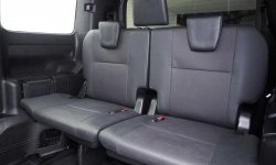 Toyota Voxy 2.0 A/T 2019 Hitam 5