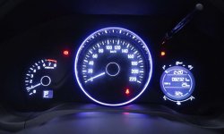 Honda HR-V 1.8L Prestige 2015 Silver 10