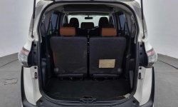 Jual mobil Toyota Sienta 2017 6
