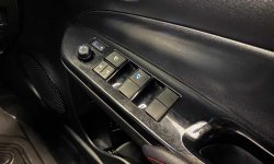 Toyota Yaris S TRD CVT  2019 17
