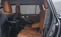 Toyota Kijang Innova V 2.0 Bensin  2018 11