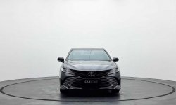 Toyota Camry 2.5 V 2019 Hitam 6