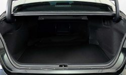 Toyota Camry 2.5 V 2019 Hitam 15