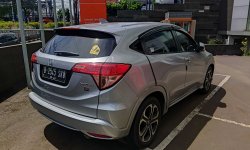 Jual mobil Honda HR-V E JBL Matic 2016 4