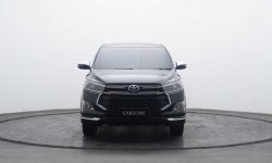 Toyota Venturer 2.0 Q A/T 2018 3