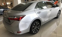 Toyota Corolla Altis 1.8 V AT 2019 4