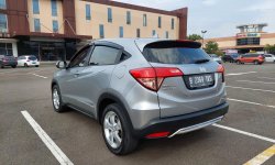 Jual mobil Honda HR-V 2016 4