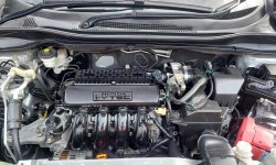 Jual mobil Honda HR-V 2016 8