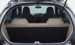 Honda Brio Satya E CVT 2017 Silver 14