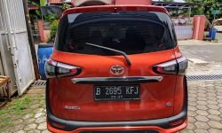 Toyota Sienta Q AT 2017 6