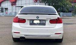 BMW 3 Series 328i 2014 Siap Pakai 6