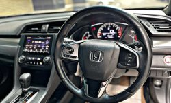 Honda Civic E Hatchback Turbo Matic 2018 13