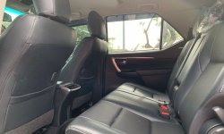 TOYOTA NEW FORTUNER VRZ 2.4 GR SPORT DIESEL AT MATIC 2021 PUTIH 13