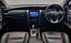 Toyota Fortuner 2.4 VRZ AT 2016 11