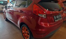 Ford Fiesta Trend 2015 Merah 6
