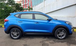 Km19rb Hyundai tucson xg bensin 2016 biru cash kredit bisa dibantu 3