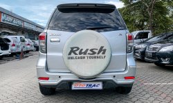 TOYOTA RUSH 1.5 S AT MATIC 2010 SILVER GOOD CONDITION 14