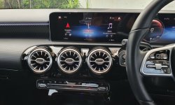 Km18rban mercedes benz a200 sedan progressive line hitam 2019 pajak panjang 17