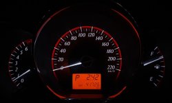 Toyota yaris e matic 2016 merah km 41rban record cash kredit bisa dibantu 24