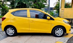 Km6 ribuan Honda Brio E CVT 2021 matic kuning cash kredit proses bisa 4