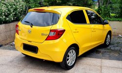 Km6 ribuan Honda Brio E CVT 2021 matic kuning cash kredit proses bisa 5