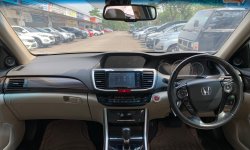 Honda Accord 2.4 VTi-L 2016 Putih Istimewa Terawat 4