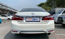 Honda Accord 2.4 VTi-L 2016 Putih Istimewa Terawat 17