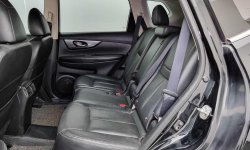 Nissan X-Trail 2.5 2017 Hitam 9
