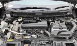 Nissan X-Trail 2.5 2017 Hitam 16
