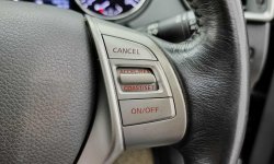 Nissan X-Trail 2.5 2017 Hitam 14