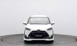 Toyota Sienta Q 2017 4