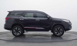 Toyota Fortuner 2.4 TRD AT 2019 6
