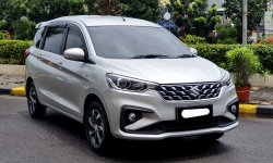 Suzuki Ertiga Hybrid ZDi 2022 Silver km9rb tgn 1 record cash kredit bisa 1