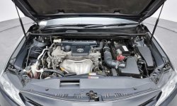 Toyota Camry 2.5 V 2019 Hitam 7