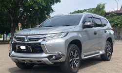 Mitsubishi Pajero Sport Dakar 4x2 AT 2019 Silver 3