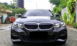 BMW Bagus Murah Bintaro BMW 330i M Sport EditionFirst Hand - Sunroof Like New 1