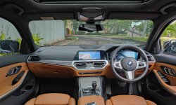 BMW Bagus Murah Bintaro BMW 330i M Sport EditionFirst Hand - Sunroof Like New 10