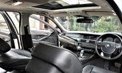 BMW 5 Series 528i 2010 LIKE NEW TERAWAT SUSPENSI NYAMAN SERVIS RECORD 8