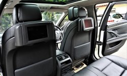 BMW 5 Series 528i 2010 LIKE NEW TERAWAT SUSPENSI NYAMAN SERVIS RECORD 17