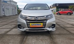Honda Odyssey Prestige 2.4 2018 Silver 1