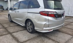 Honda Odyssey Prestige 2.4 2018 Silver 3